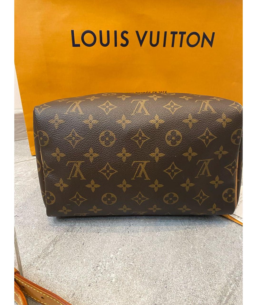 LOUIS VUITTON Коричневая кожаная сумка с короткими ручками, фото 5