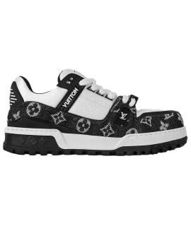 LOUIS VUITTON Кроссовки