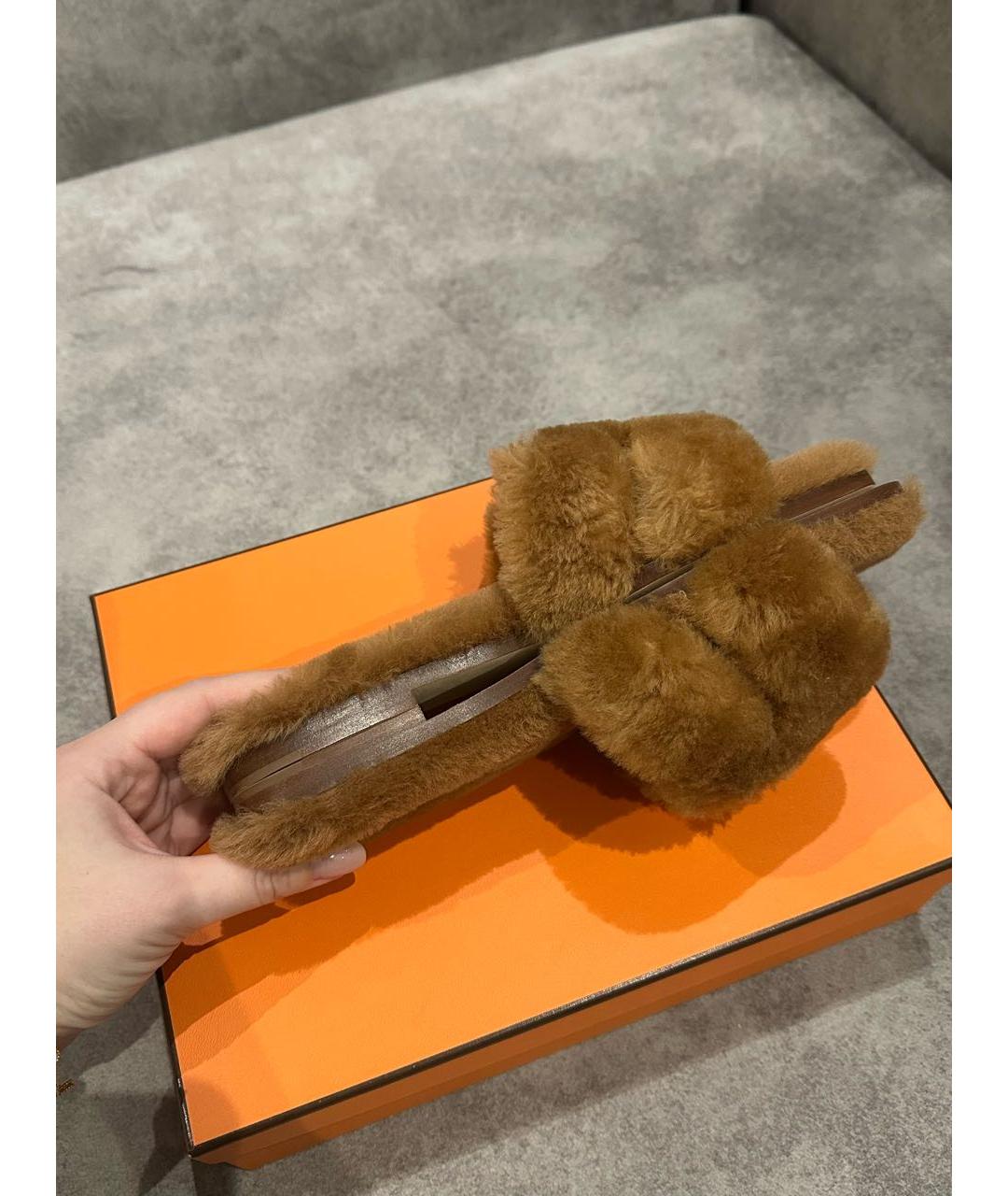 HERMES Коричневые шлепанцы, фото 6