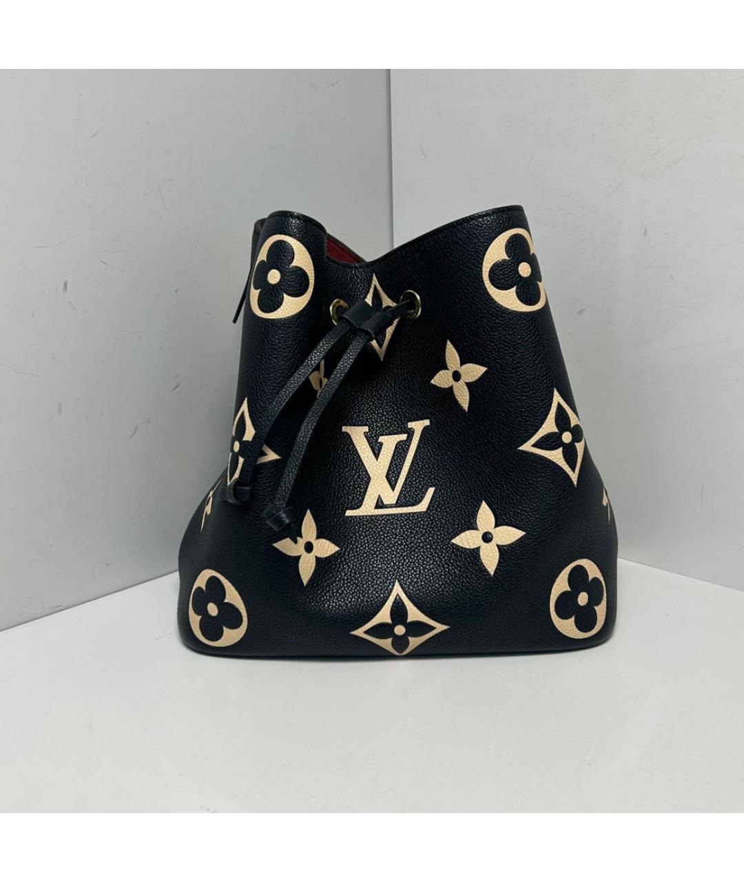 LOUIS VUITTON Черная кожаная сумка через плечо, фото 8