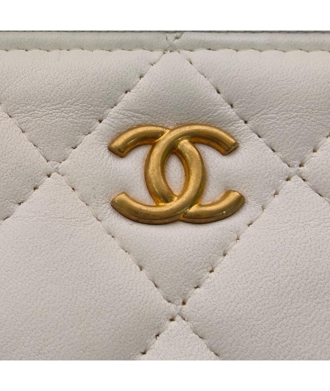 CHANEL Белая кожаная сумка через плечо, фото 7