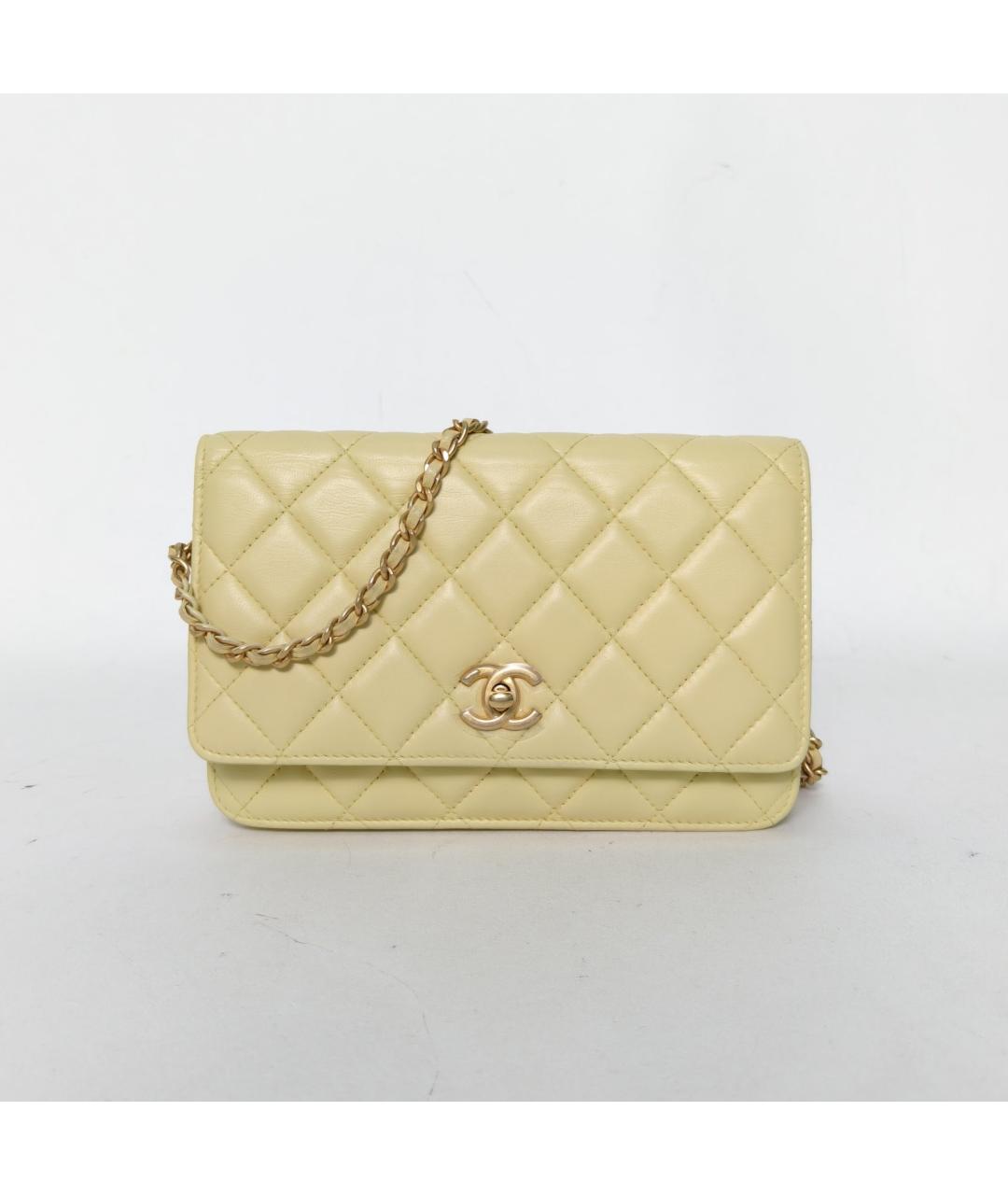 CHANEL Горчичная кожаная сумка через плечо, фото 3