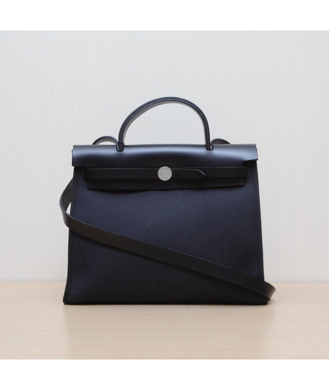 HERMES Черная сумка с короткими ручками, фото 2