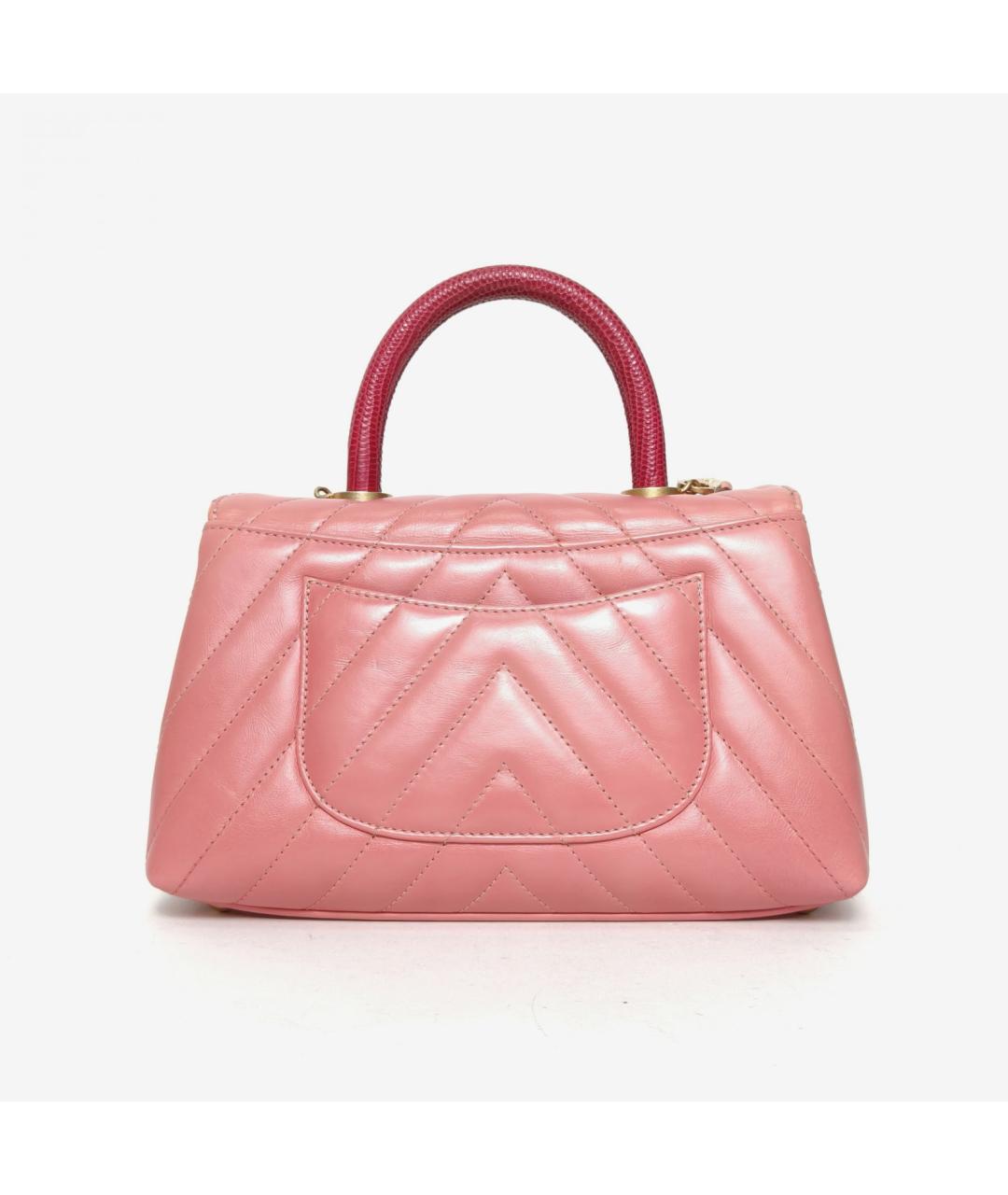 CHANEL Коралловая сумка с короткими ручками из экзотической кожи, фото 4