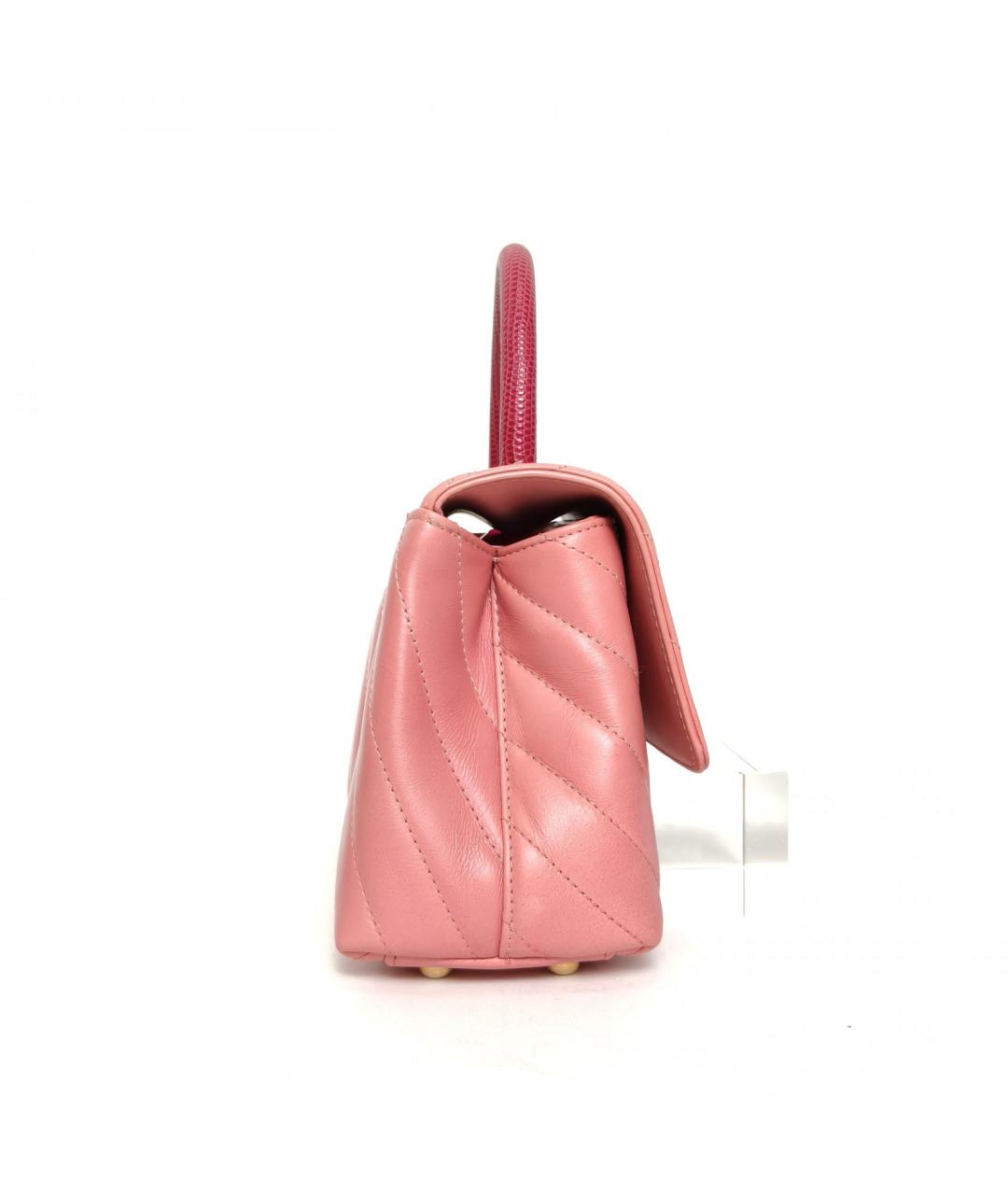 CHANEL Коралловая сумка с короткими ручками из экзотической кожи, фото 3