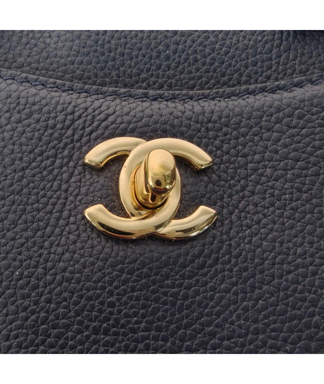 CHANEL Темно-синяя кожаная сумка через плечо, фото 7