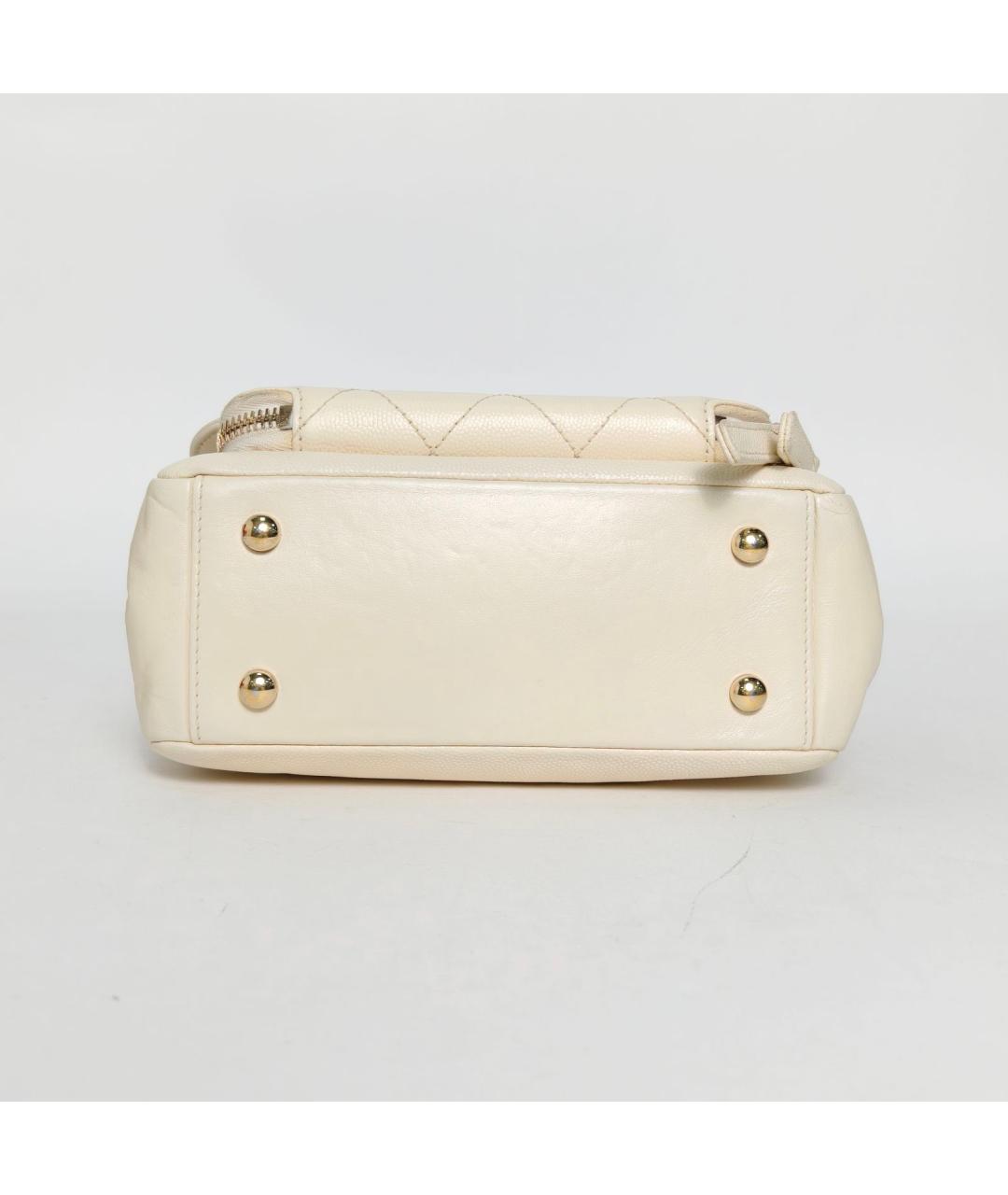CHANEL Белая кожаная сумка через плечо, фото 6