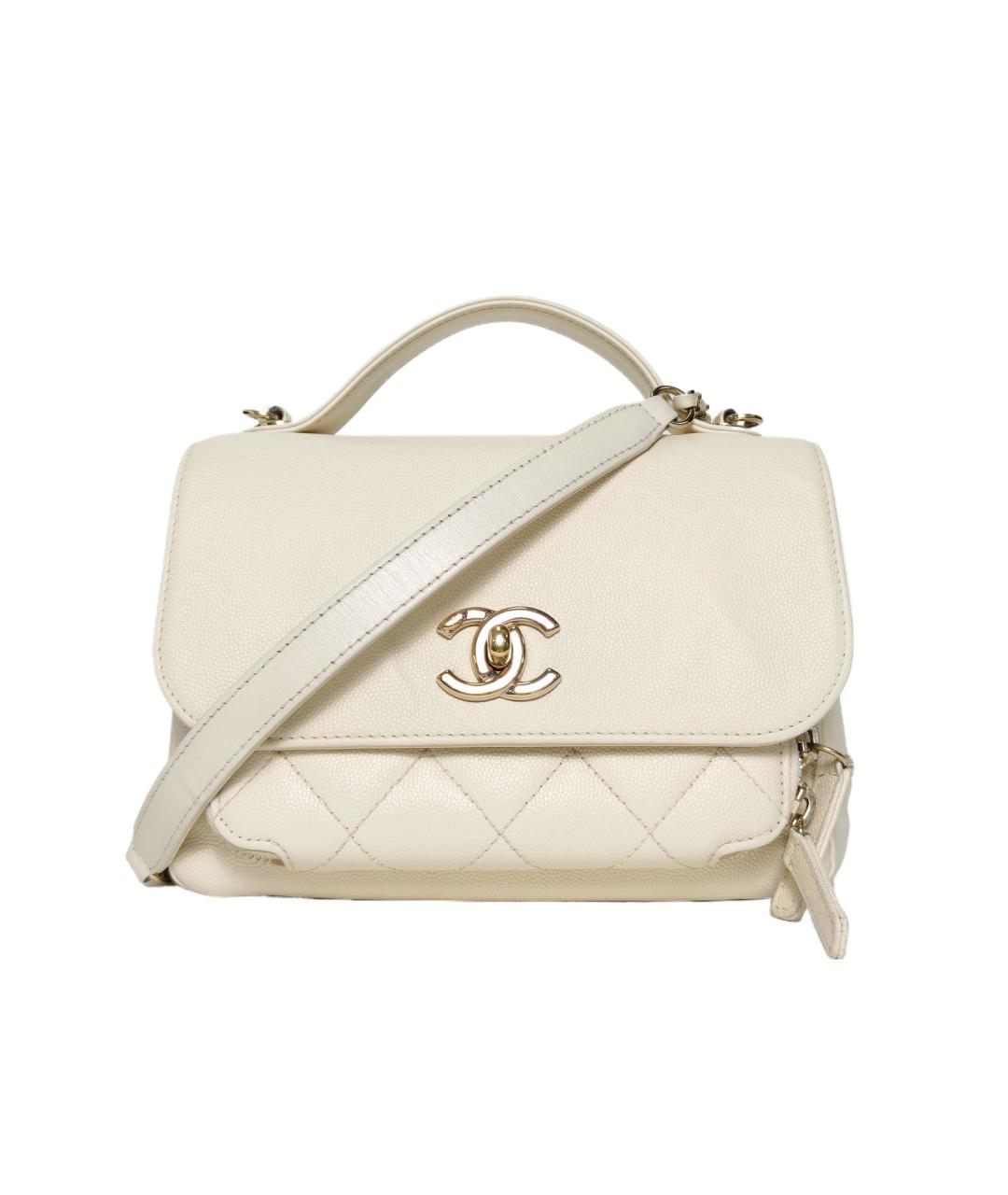 CHANEL Белая кожаная сумка через плечо, фото 1