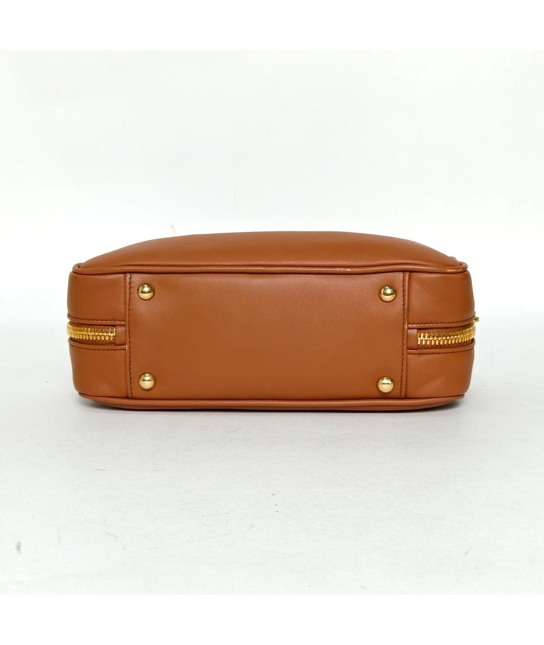 MIU MIU Коричневая кожаная сумка с короткими ручками, фото 6