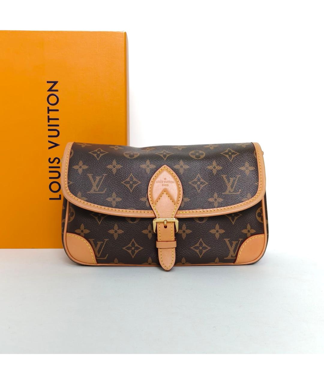LOUIS VUITTON Коричневая сумка через плечо, фото 8
