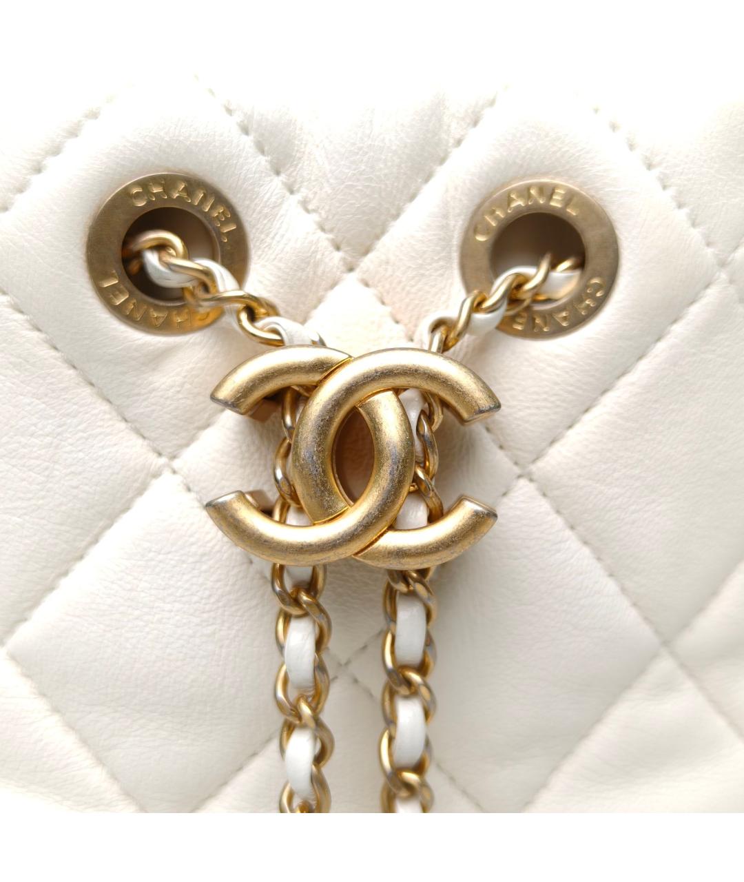CHANEL Белая кожаная сумка с короткими ручками, фото 8