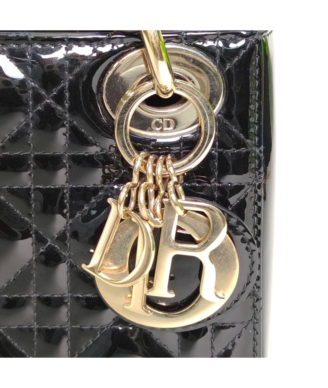 CHRISTIAN DIOR Черная сумка с короткими ручками из лакированной кожи, фото 7