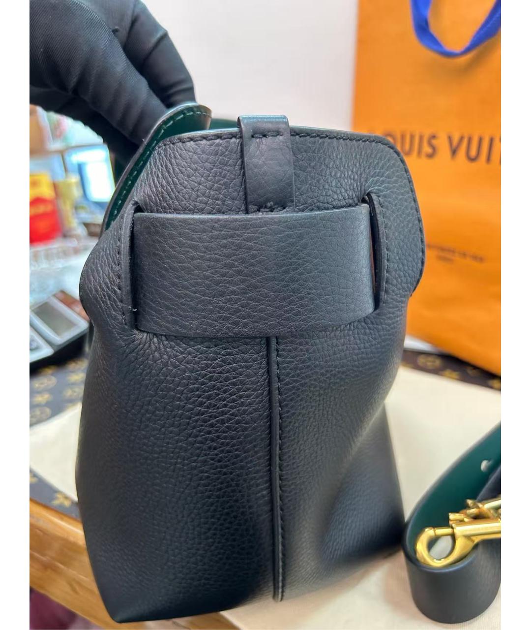 BURBERRY Черная кожаная сумка с короткими ручками, фото 6