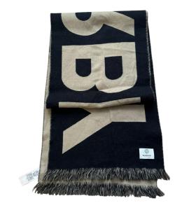 BURBERRY Шарф