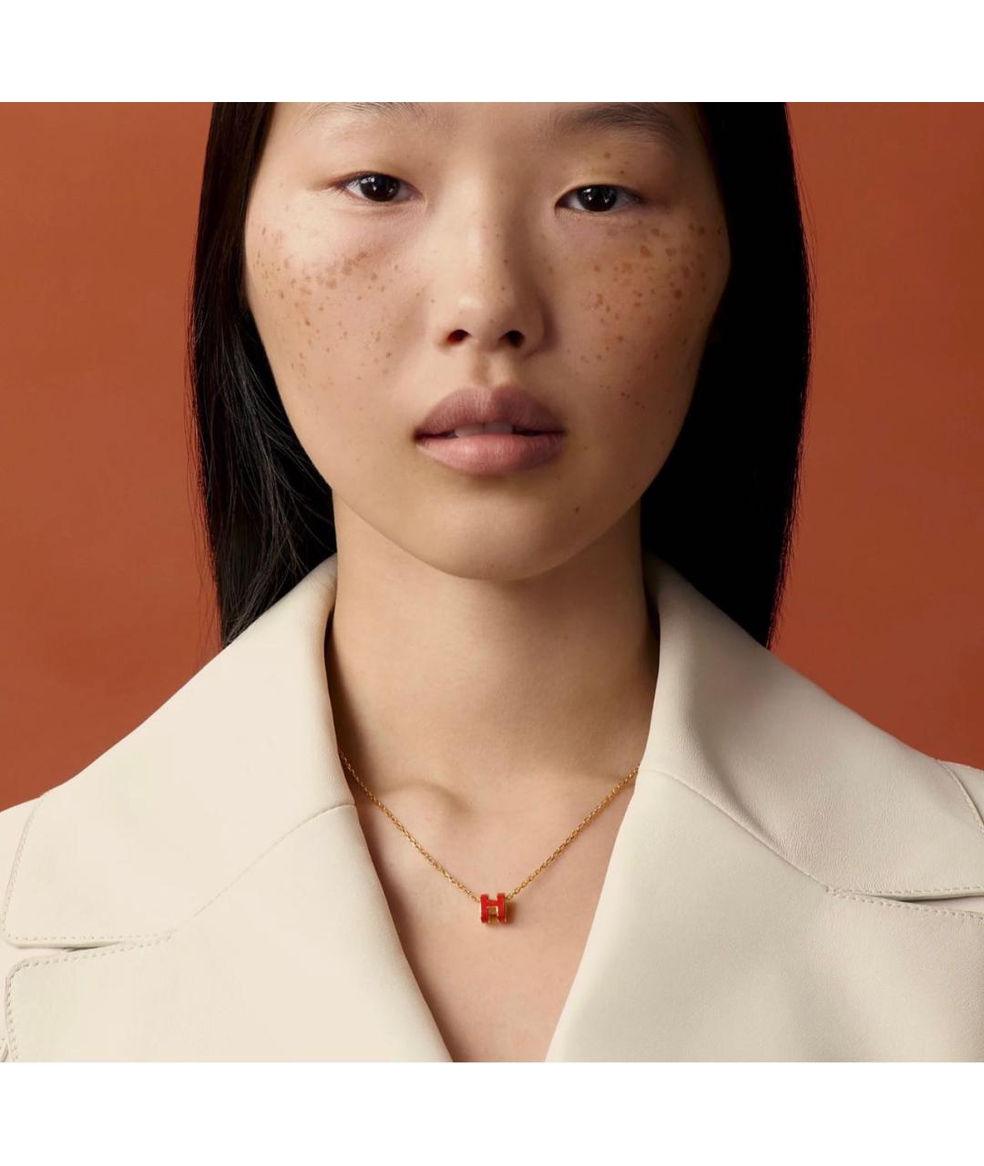 HERMES Красная металлическая подвеска, фото 3