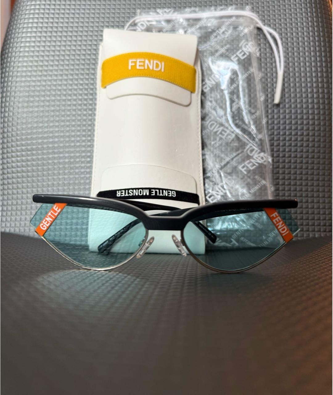 FENDI Голубые пластиковые солнцезащитные очки, фото 2