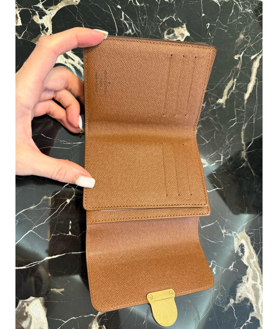 LOUIS VUITTON Коричневый кошелек, фото 5