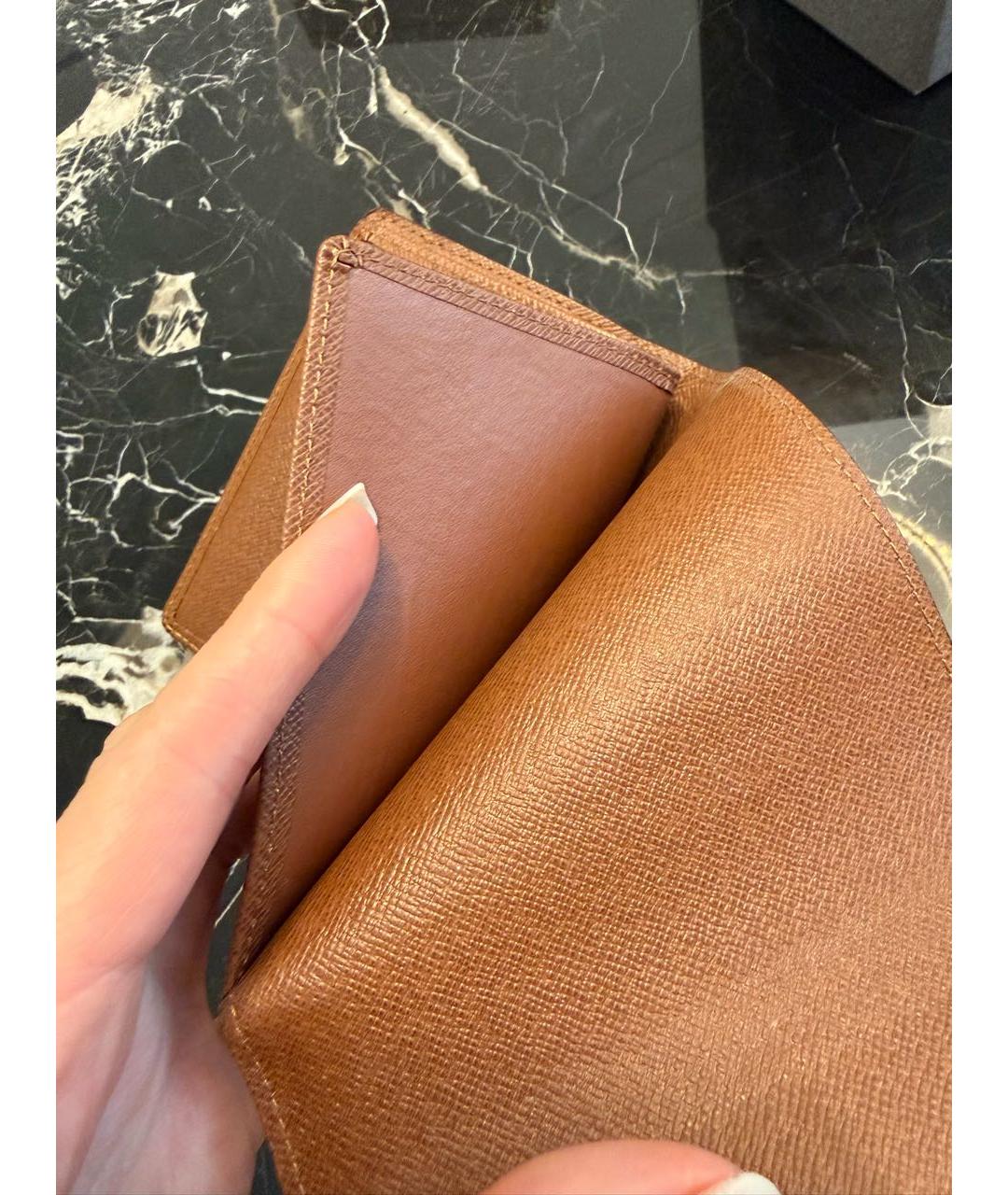 LOUIS VUITTON Коричневый кошелек, фото 8