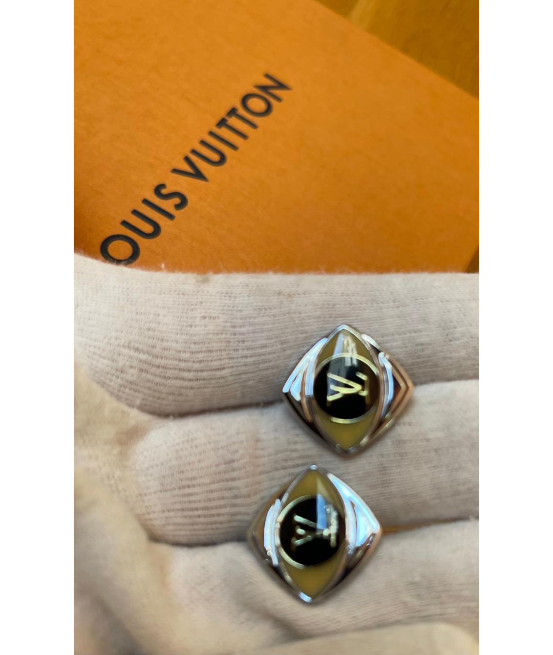 LOUIS VUITTON Золотые металлические запонки, фото 6