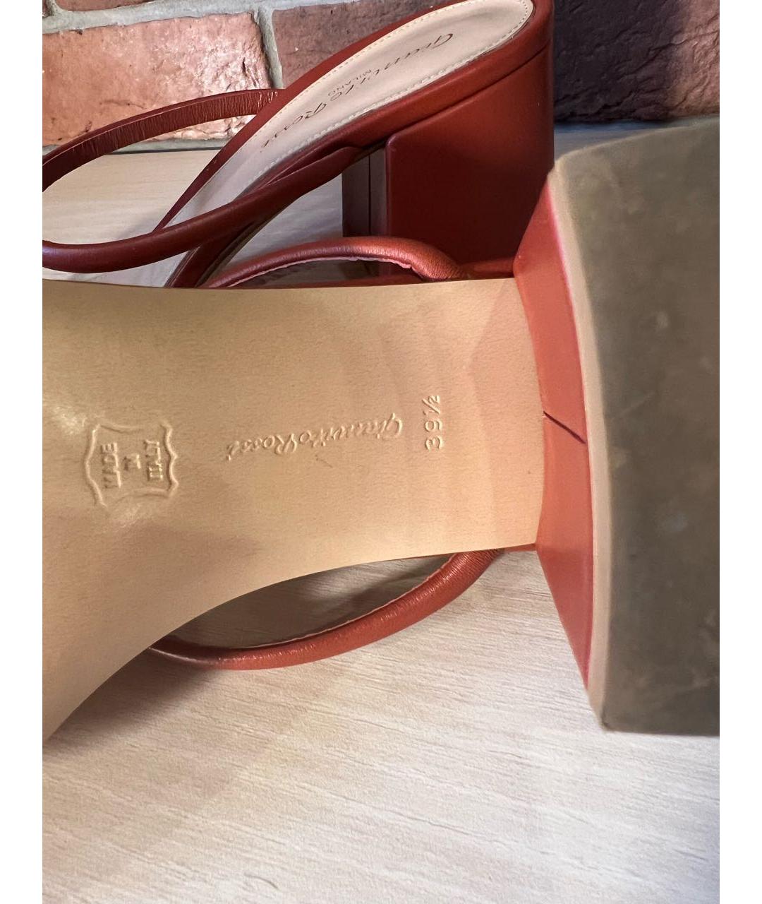 GIANVITO ROSSI Коралловые кожаные мюли, фото 3