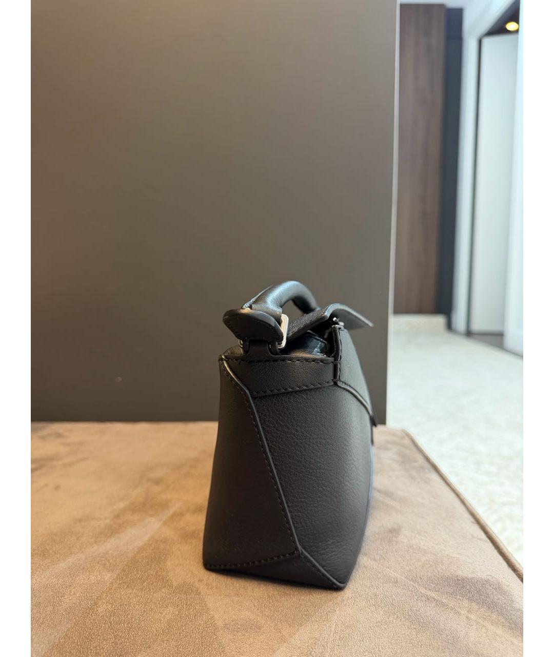 LOEWE Черная кожаная сумка с короткими ручками, фото 2