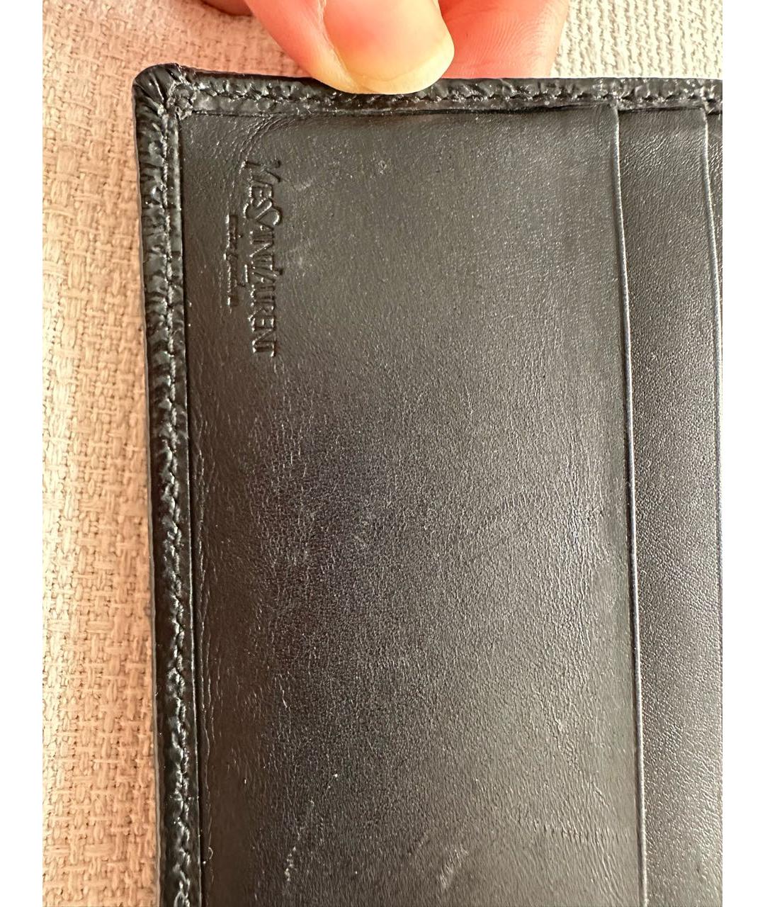 SAINT LAURENT Черный кошелек из лакированной кожи, фото 5