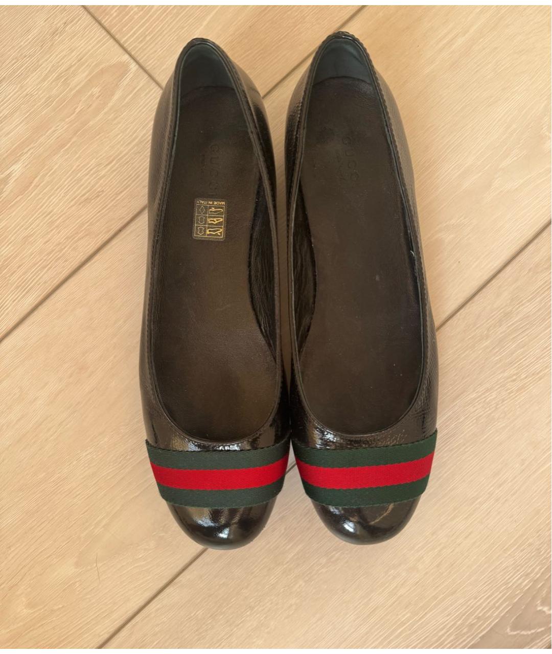 GUCCI Черные балетки из лакированной кожи, фото 2