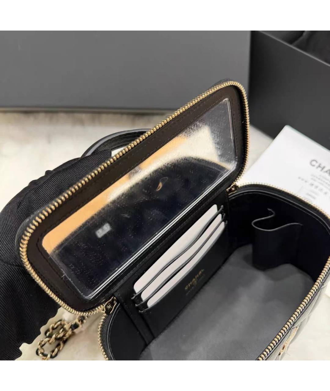 CHANEL Черная кожаная сумка с короткими ручками, фото 2