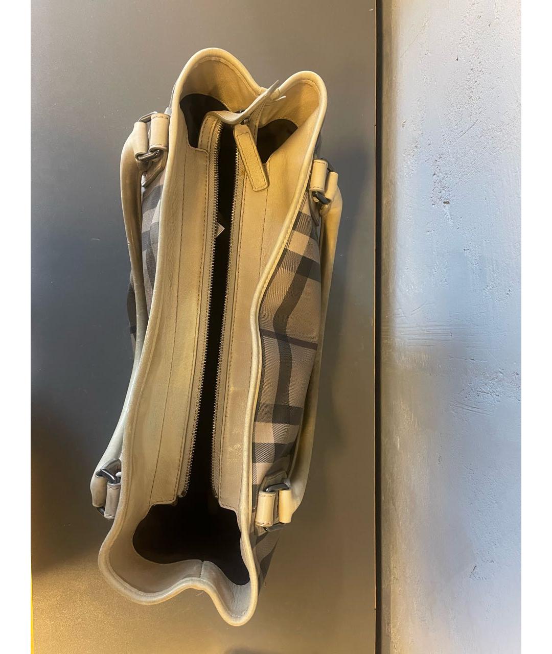 BURBERRY Бежевая кожаная сумка с короткими ручками, фото 4