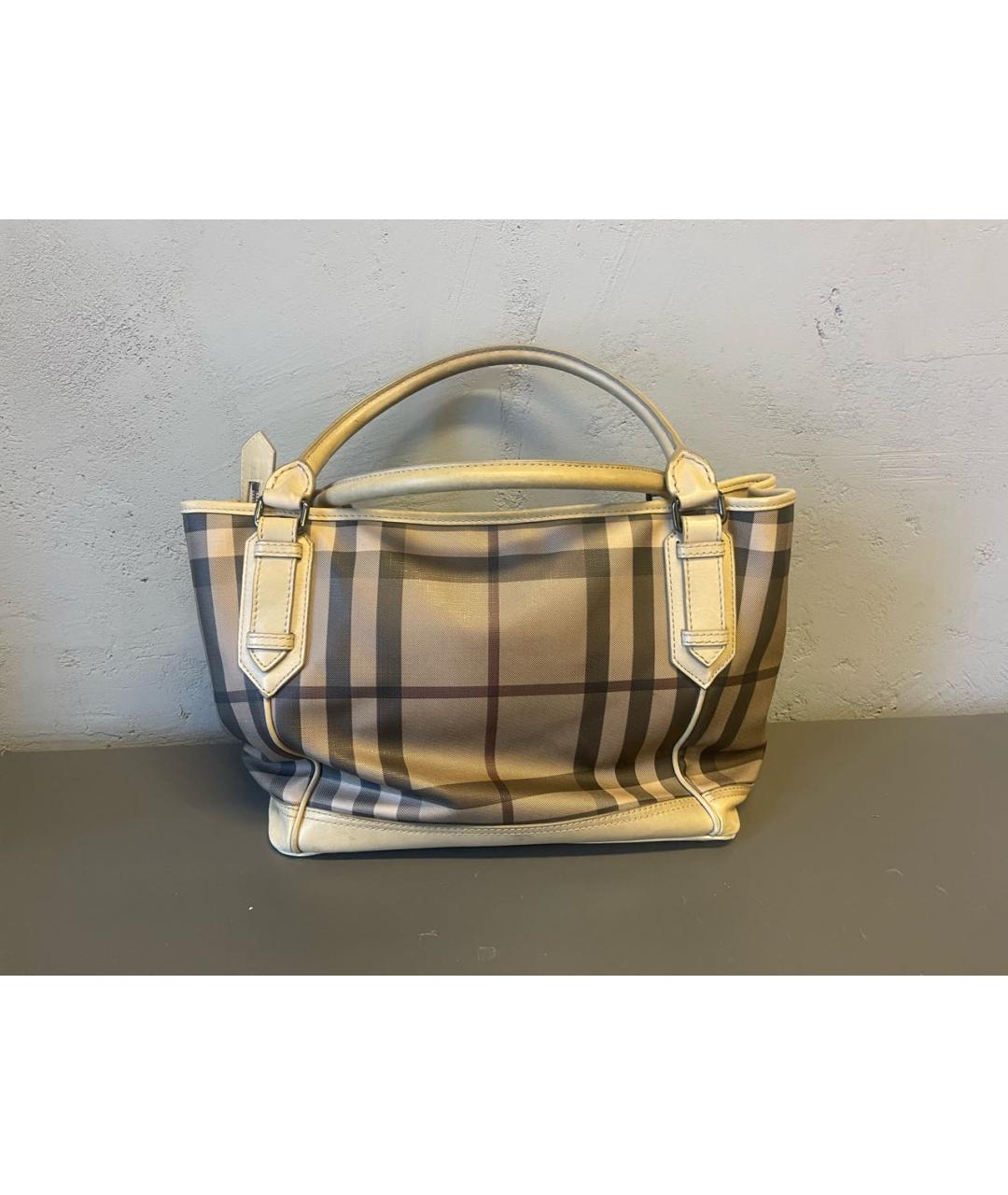 BURBERRY Бежевая кожаная сумка с короткими ручками, фото 3