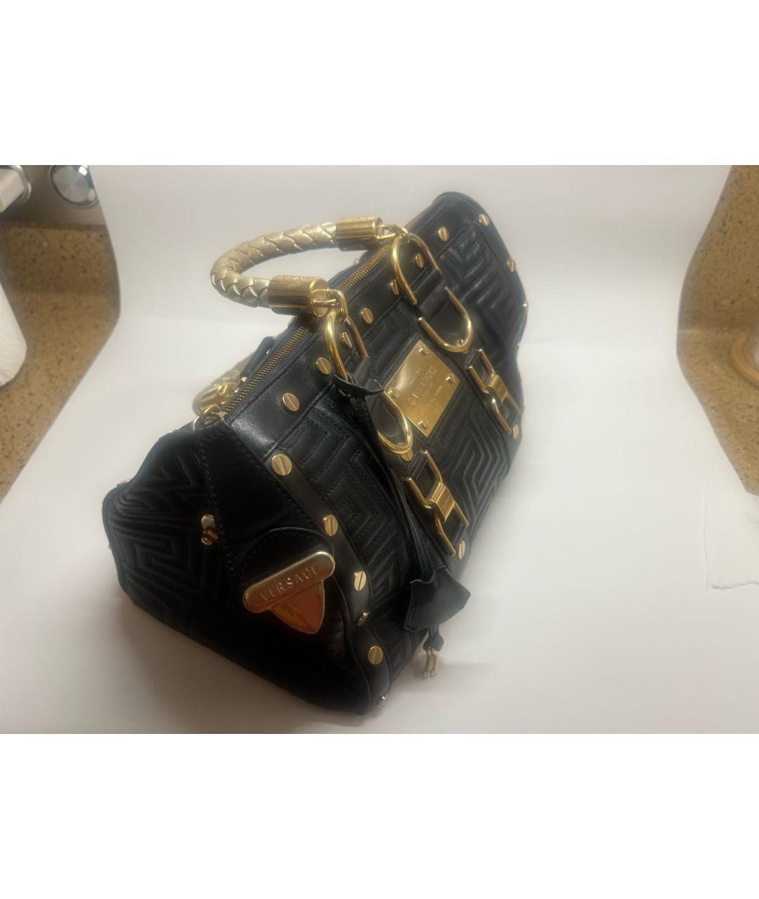 VERSACE Черная кожаная сумка с короткими ручками, фото 3