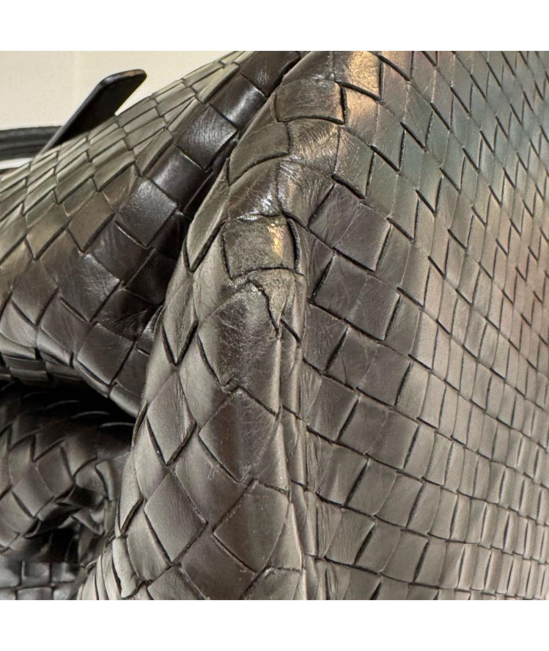 BOTTEGA VENETA Черная кожаная сумка с короткими ручками, фото 8