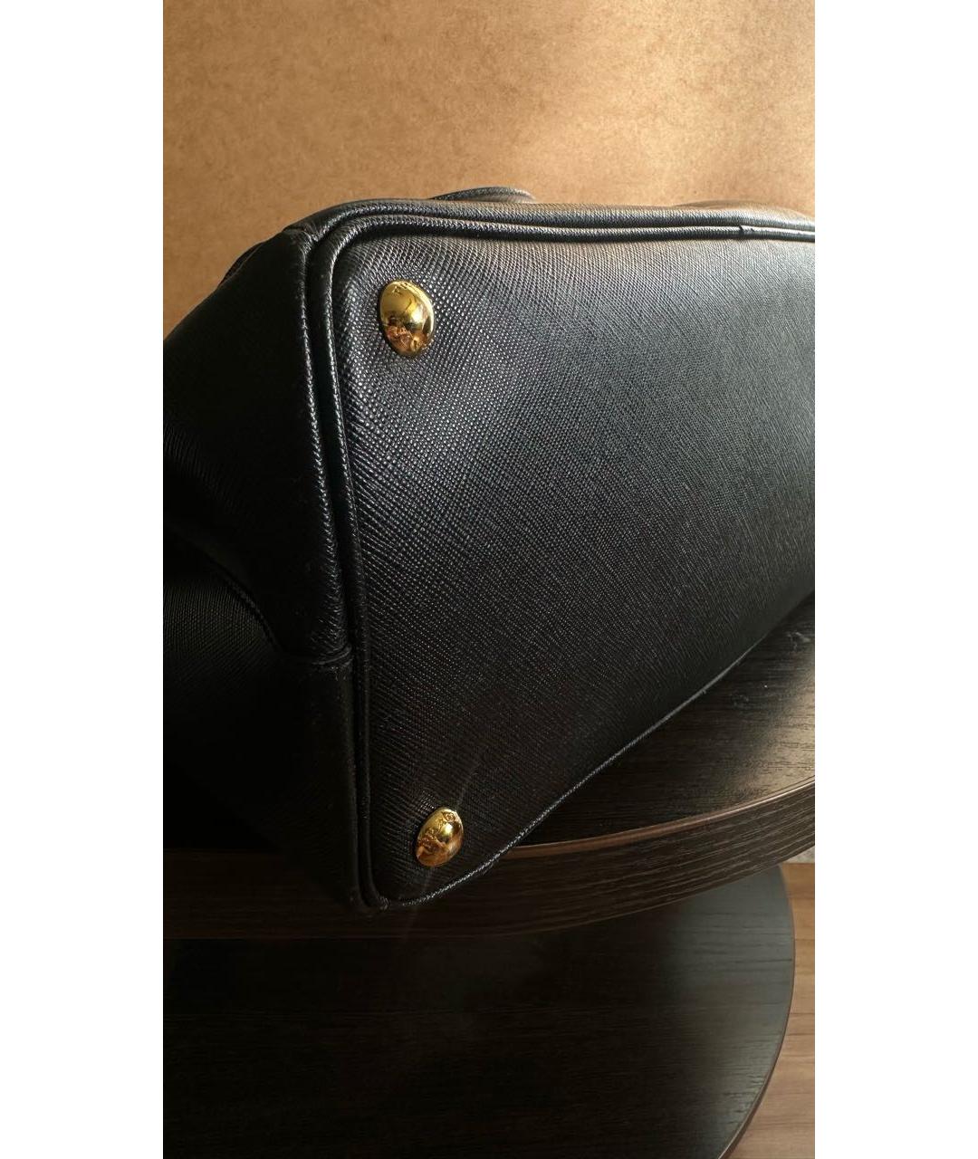 PRADA Черная кожаная сумка с короткими ручками, фото 5