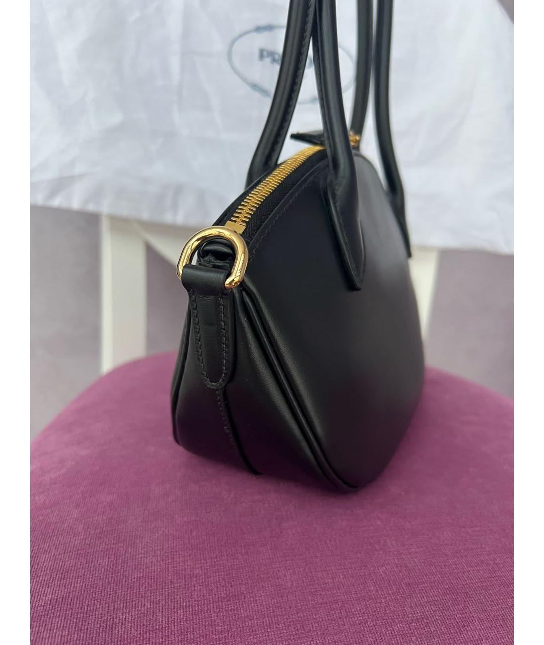 PRADA Черная кожаная сумка с короткими ручками, фото 2