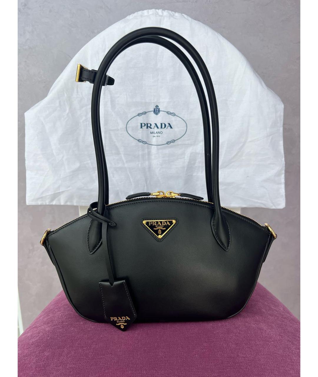 PRADA Черная кожаная сумка с короткими ручками, фото 5