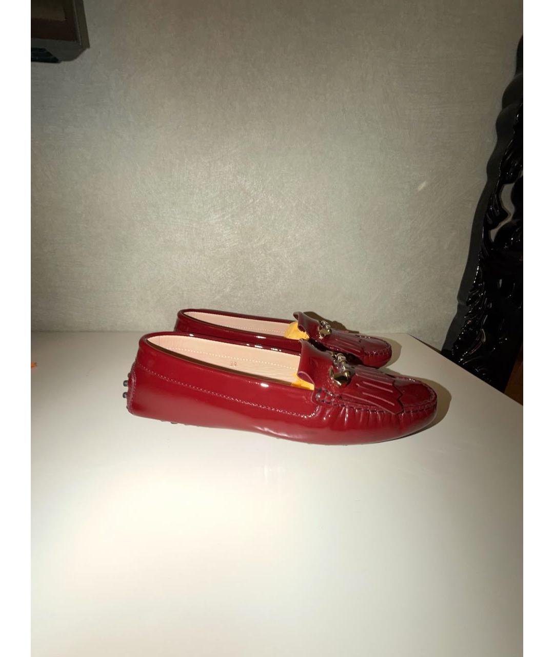 TOD'S Бордовые мокасины из лакированной кожи, фото 6