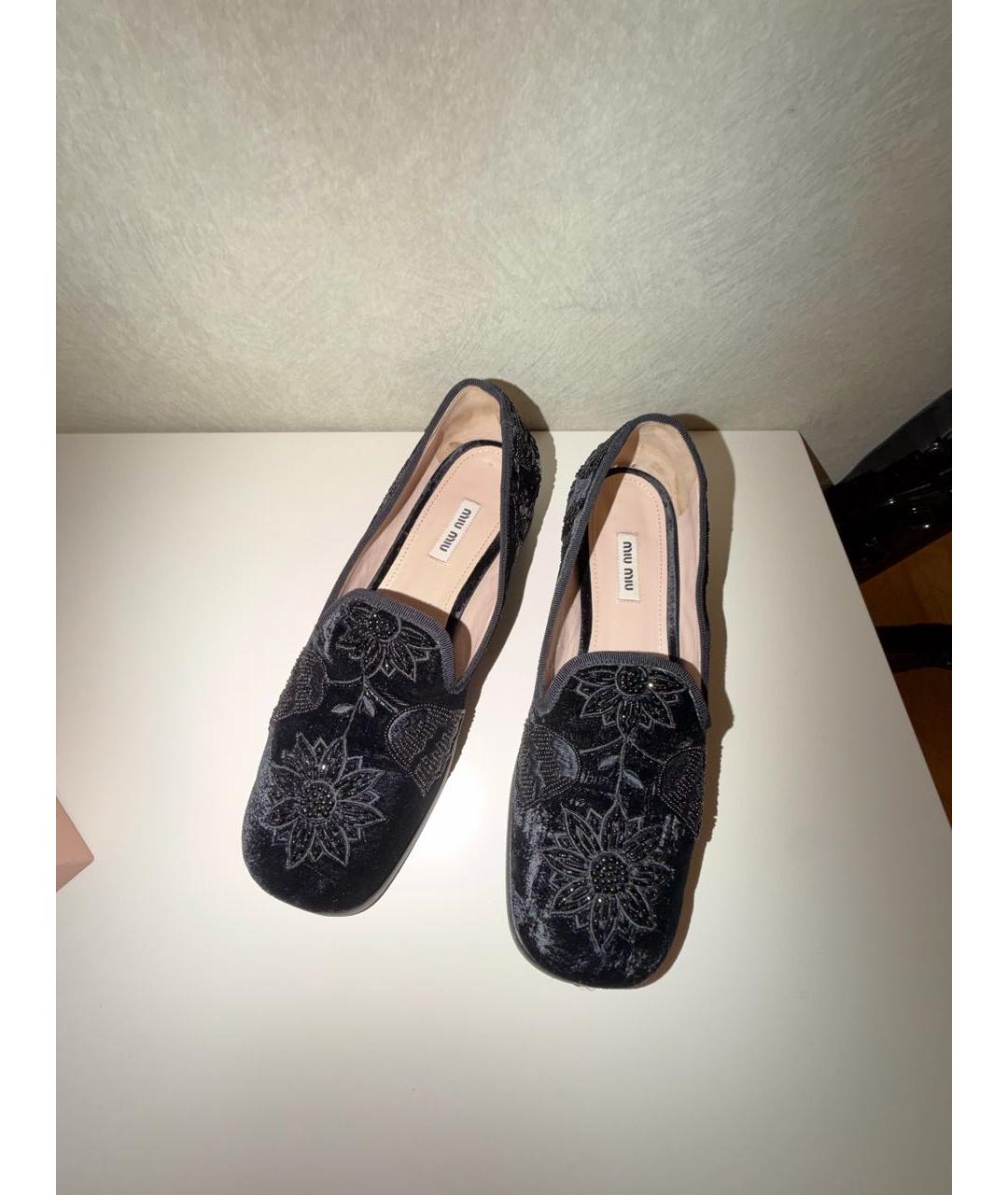MIU MIU Черные бархатные лоферы, фото 2