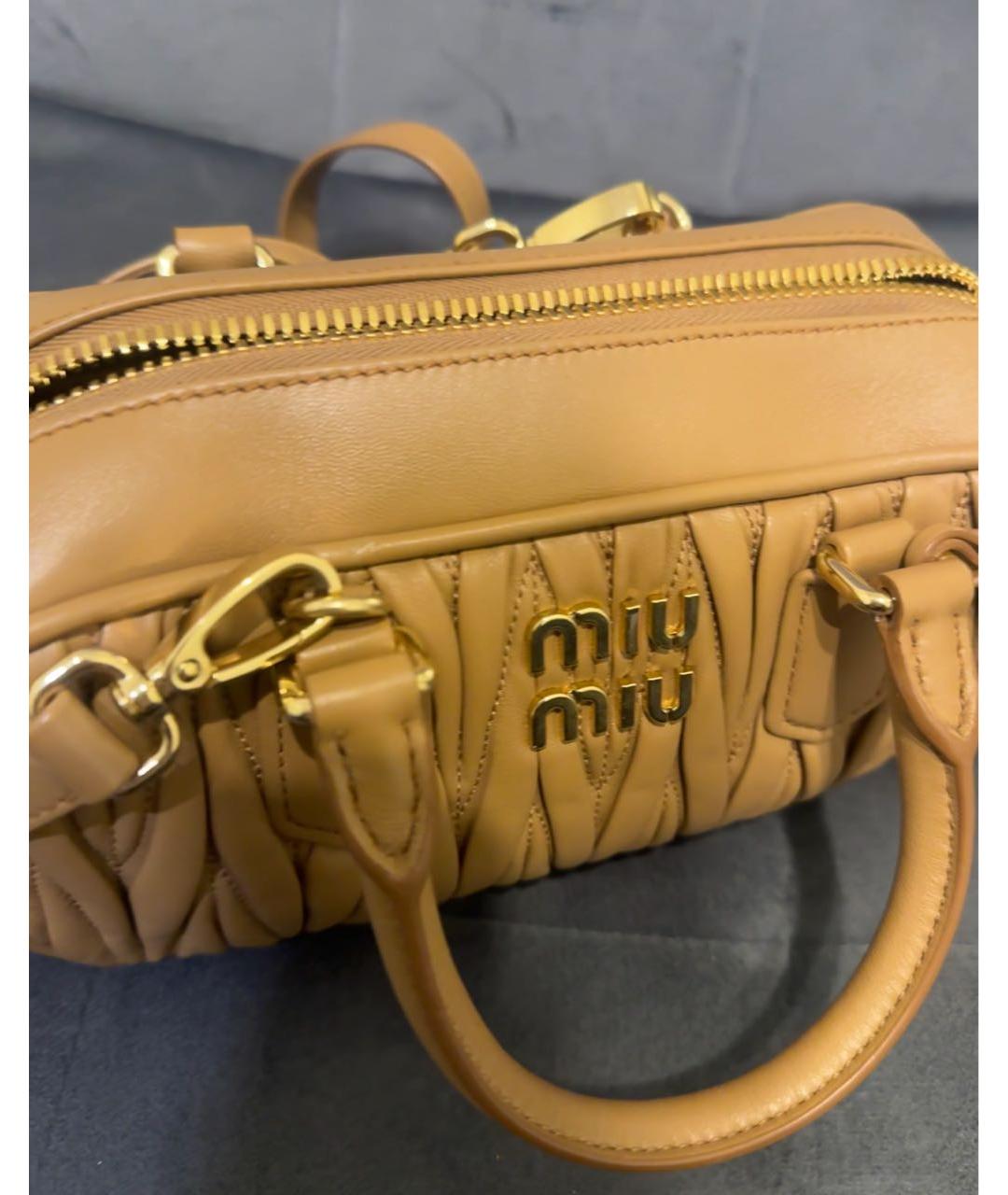 MIU MIU Коричневая кожаная сумка с короткими ручками, фото 7