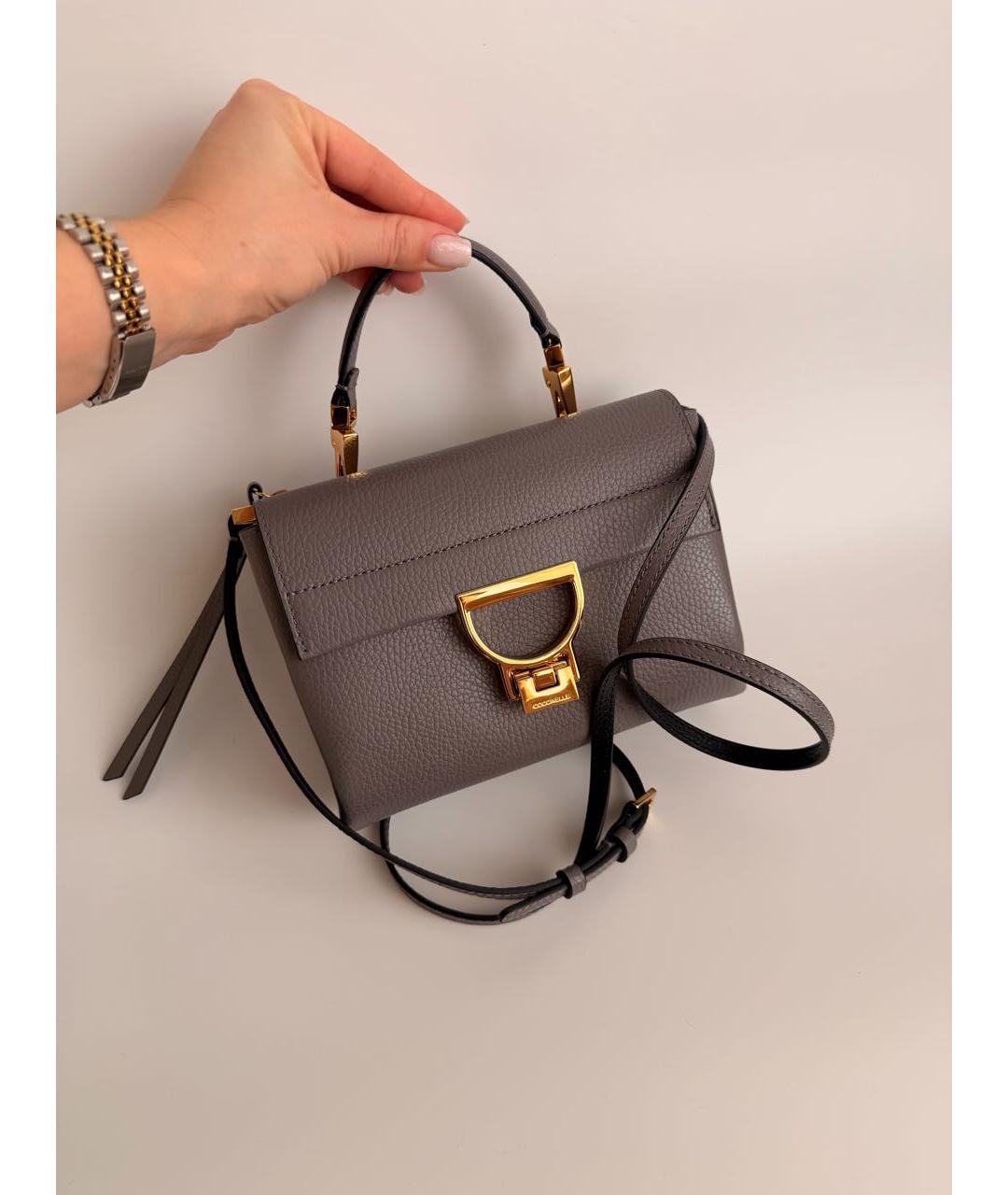 COCCINELLE Серая кожаная сумка через плечо, фото 7