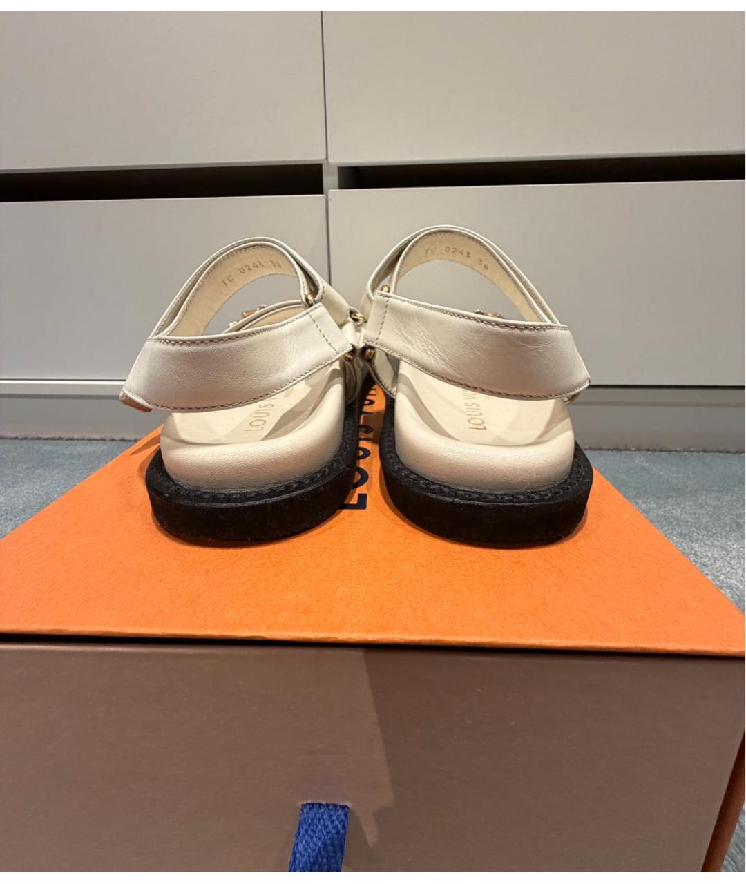 LOUIS VUITTON Белые кожаные босоножки, фото 5