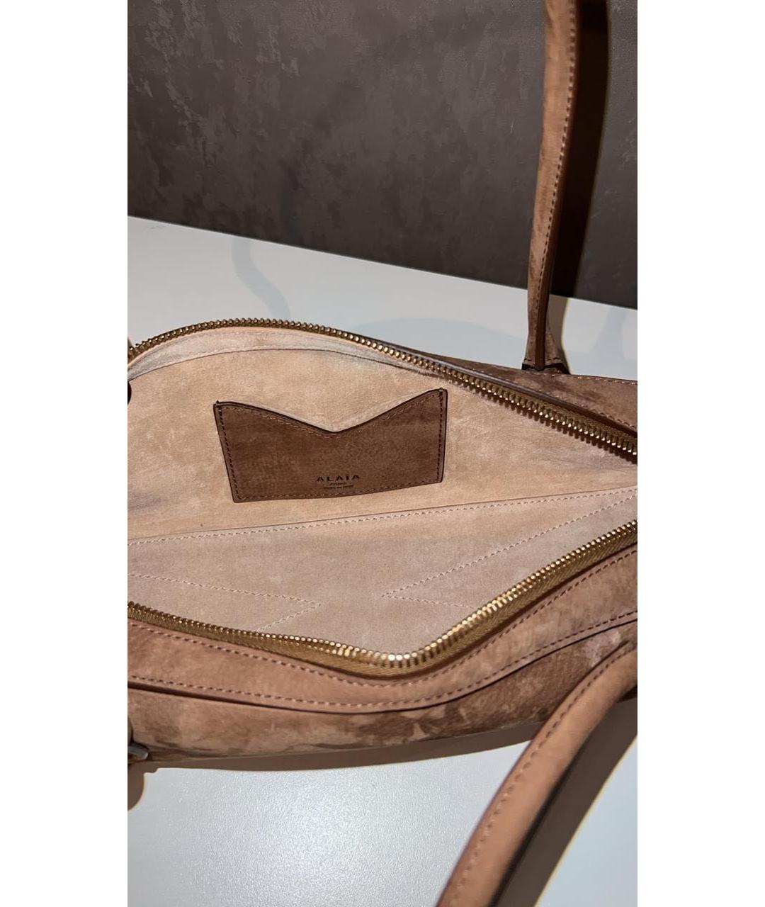 ALAIA Коричневая замшевая сумка через плечо, фото 4