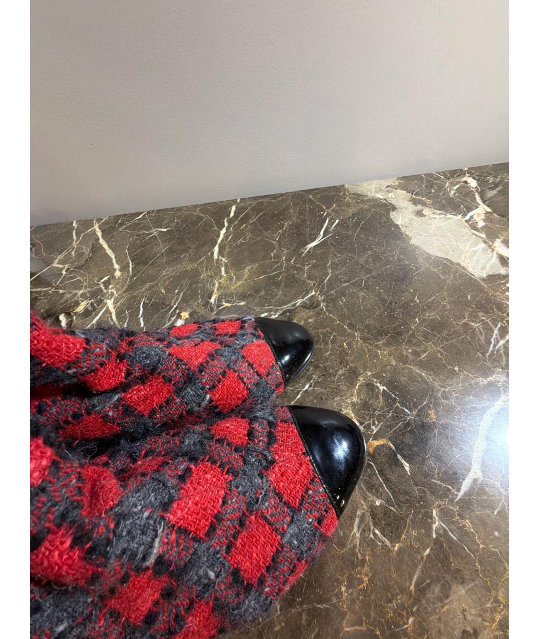 CHANEL Красные текстильные сапоги, фото 3