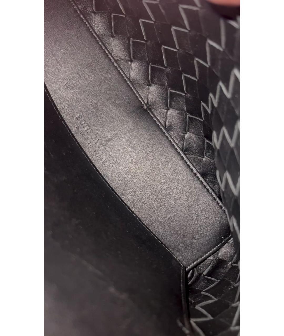 BOTTEGA VENETA Черная кожаная сумка с короткими ручками, фото 4