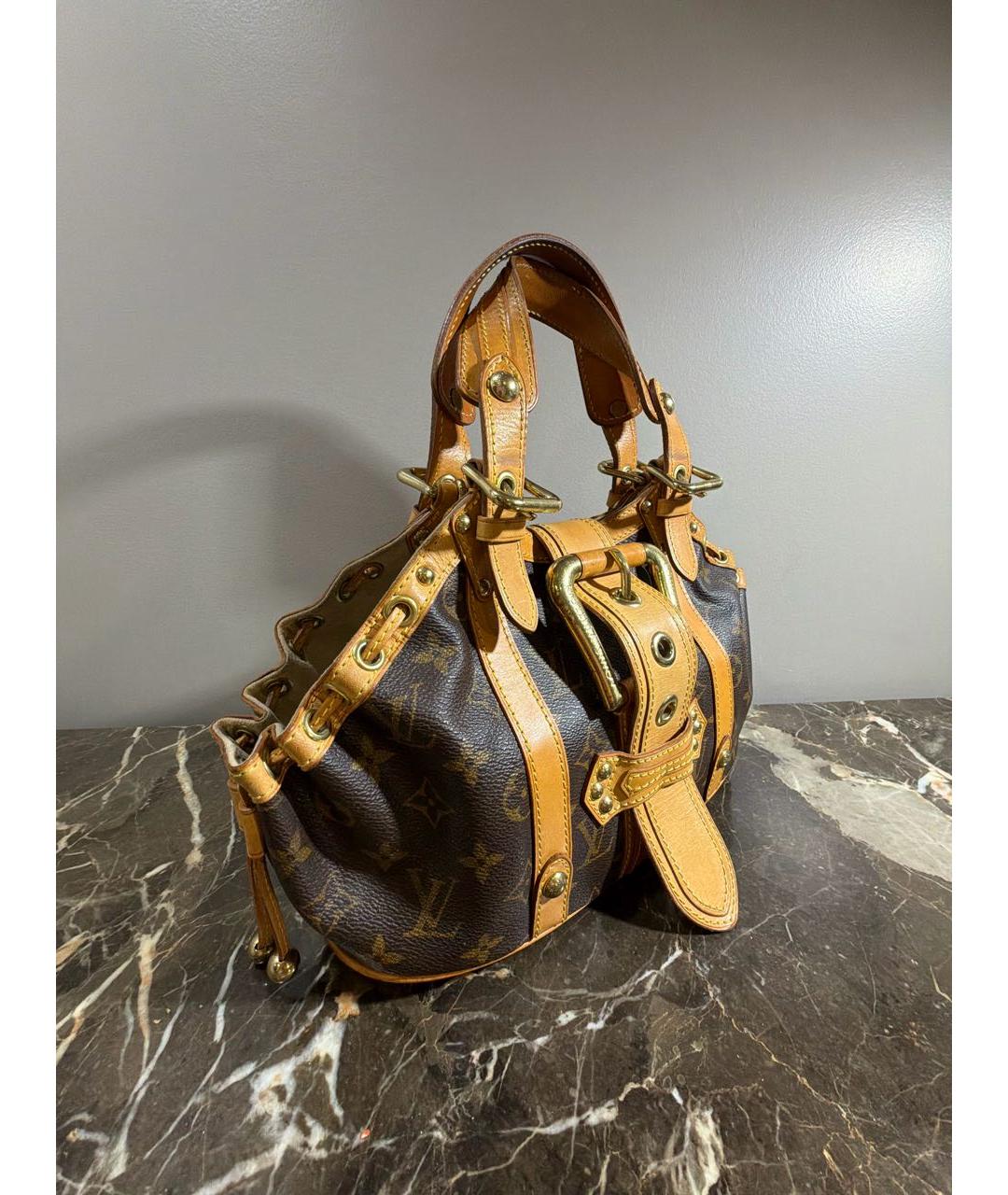 LOUIS VUITTON Коричневая кожаная сумка с короткими ручками, фото 2