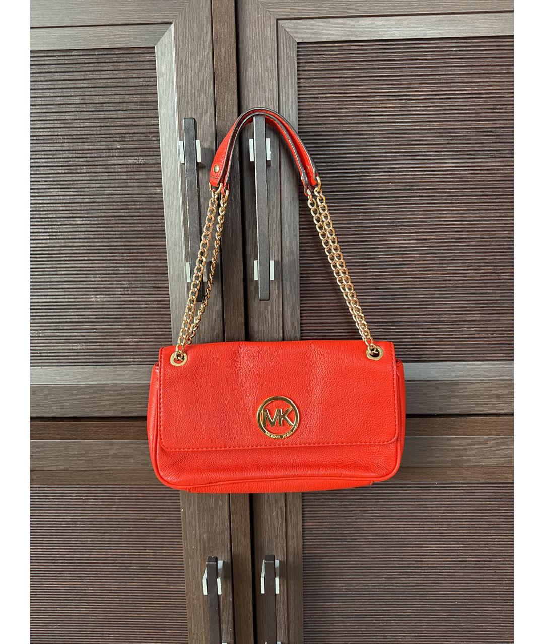 MICHAEL KORS Красная кожаная сумка через плечо, фото 2