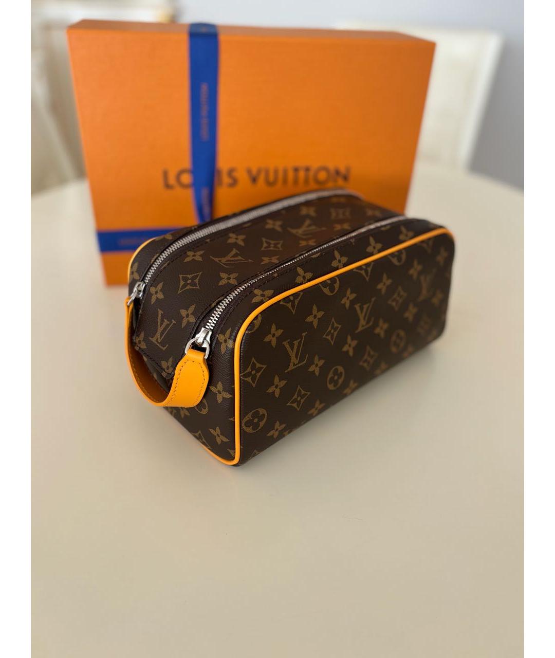 LOUIS VUITTON Коричневая косметичка, фото 8