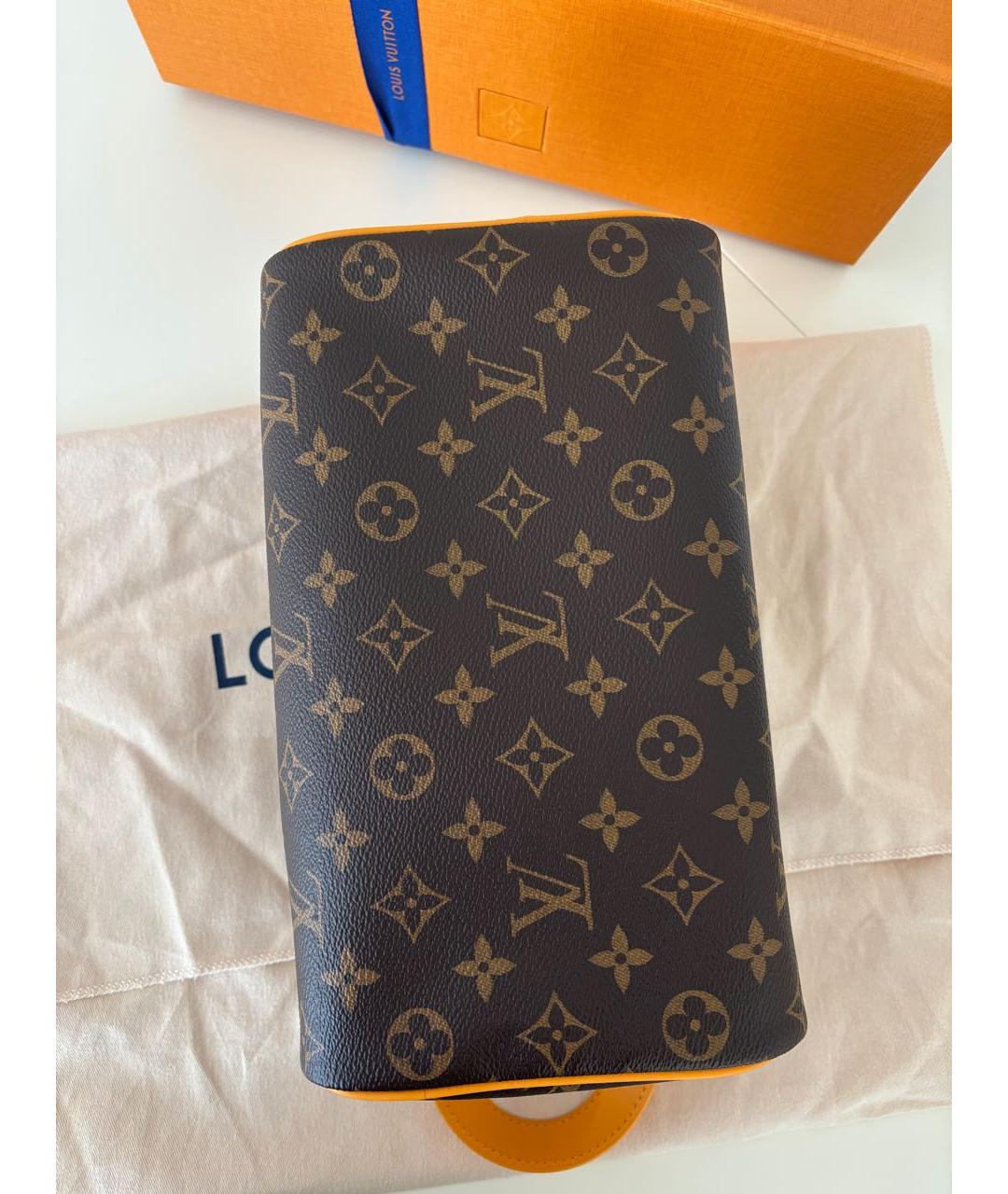 LOUIS VUITTON Коричневая косметичка, фото 3