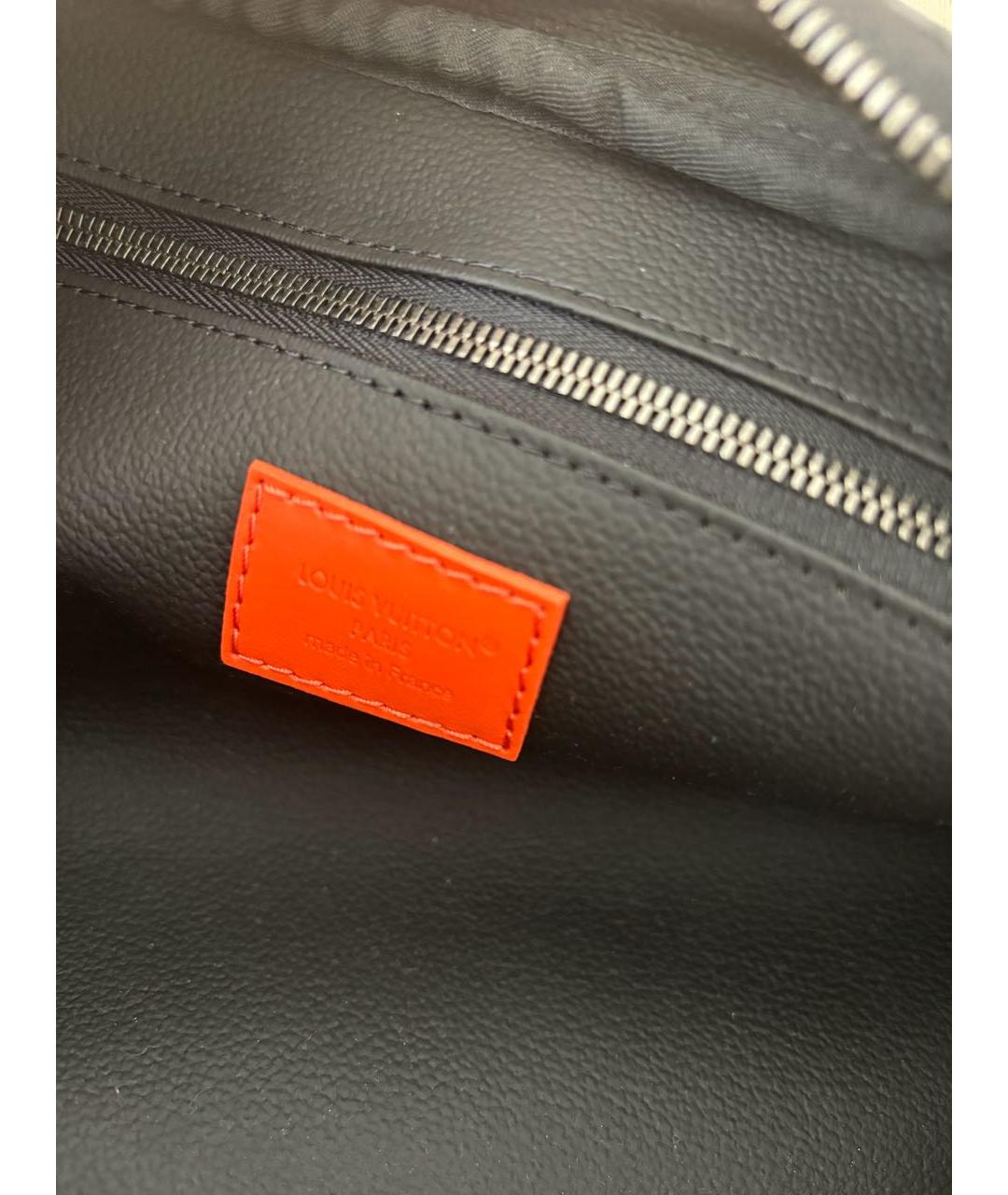 LOUIS VUITTON Черная косметичка, фото 7