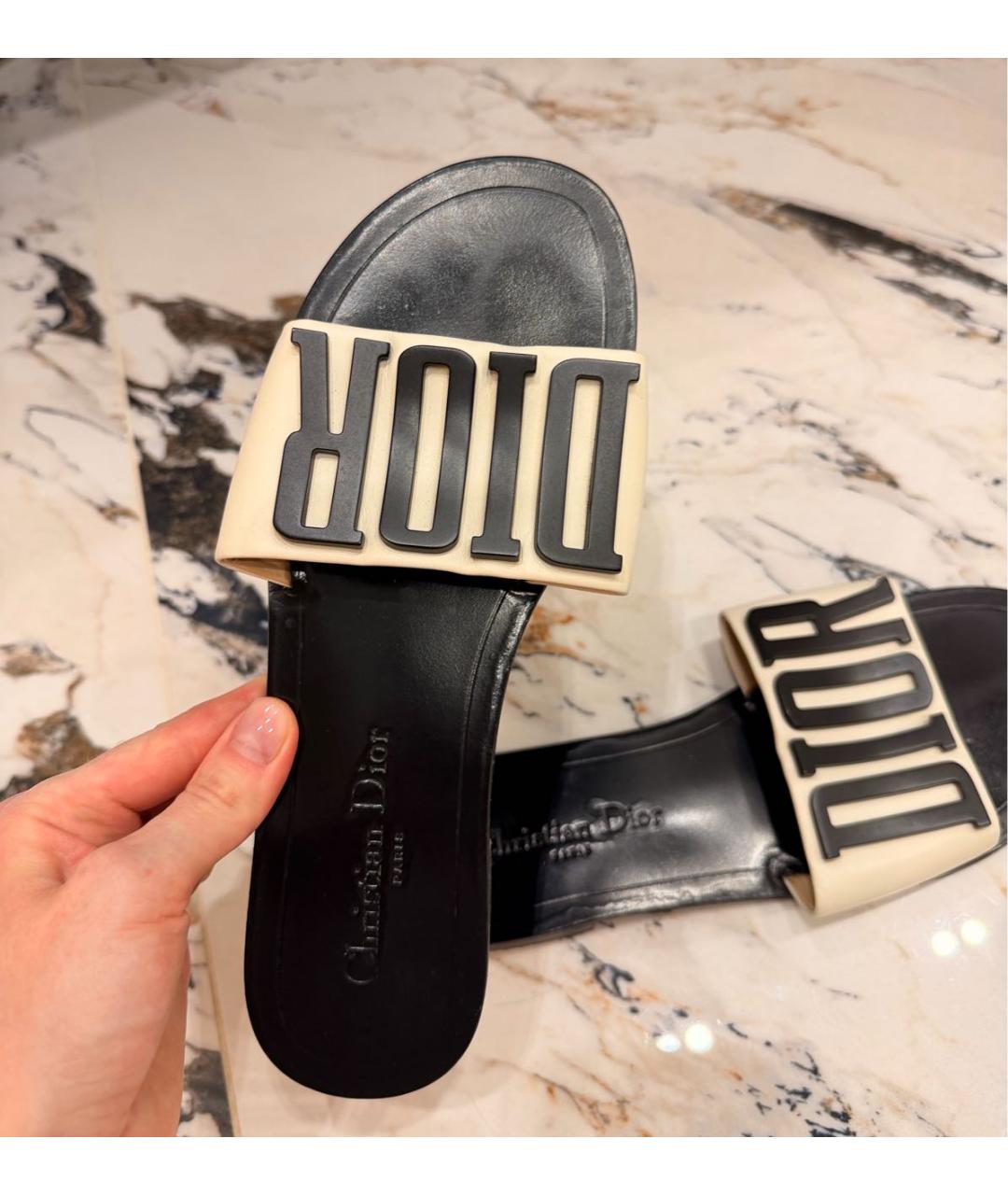 CHRISTIAN DIOR Белые кожаные шлепанцы, фото 5