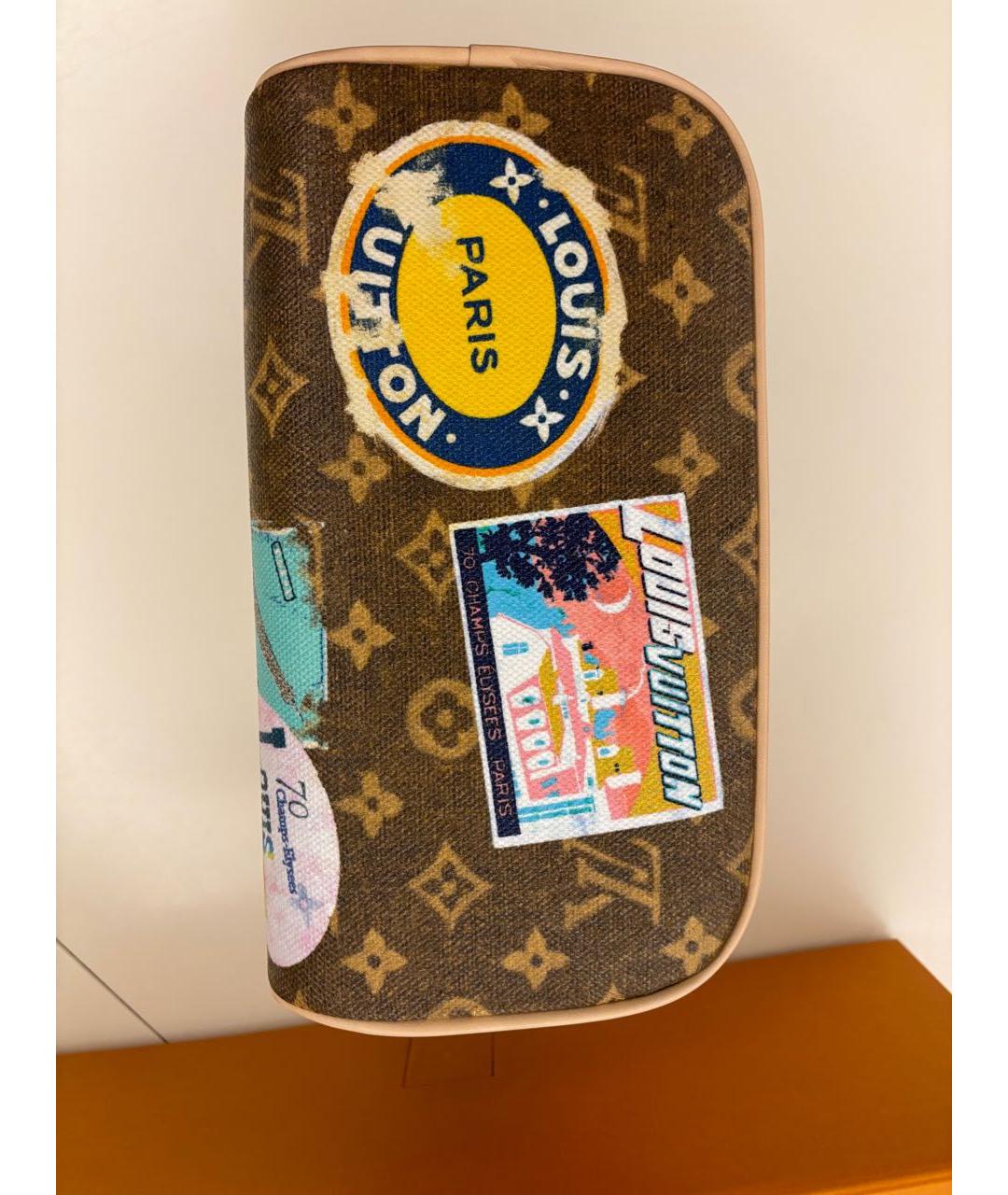 LOUIS VUITTON Коричневая косметичка, фото 4
